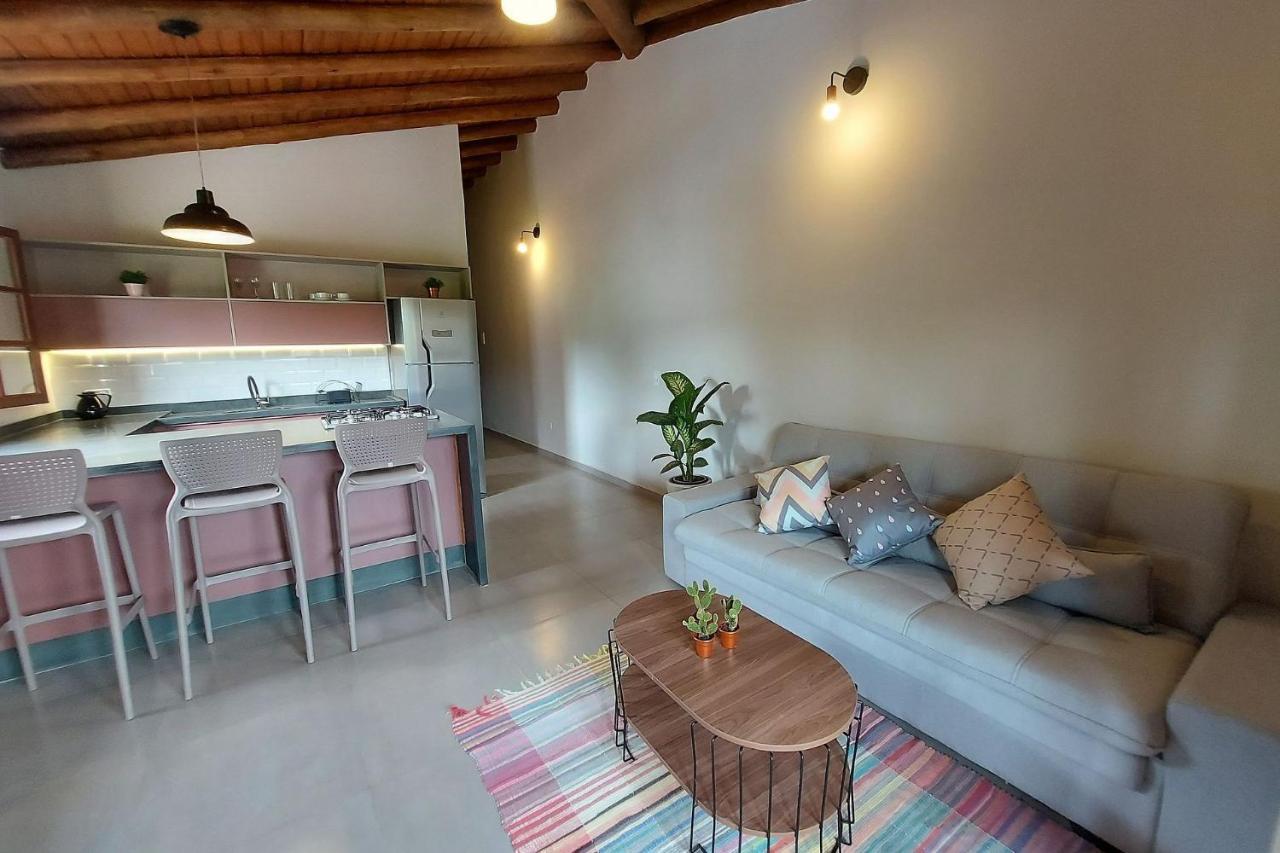Sapeca - Novo Flat C/ Piscina, 50Mts Da Praia, Churrasqueira Privativa, Ar Con, Wi-Fi, Netflix, Garagem Araquari Eksteriør billede